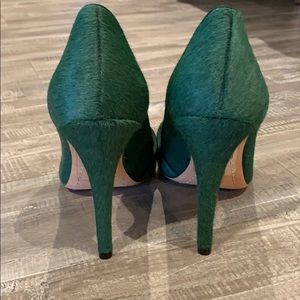 Alice + Olivia Shoes - Alice and Olivia ✨NWOT✨Pony Hair Pump Alice + Olivia Shoes - Alice and Olivia ✨NWOT✨Pony Hair Pump